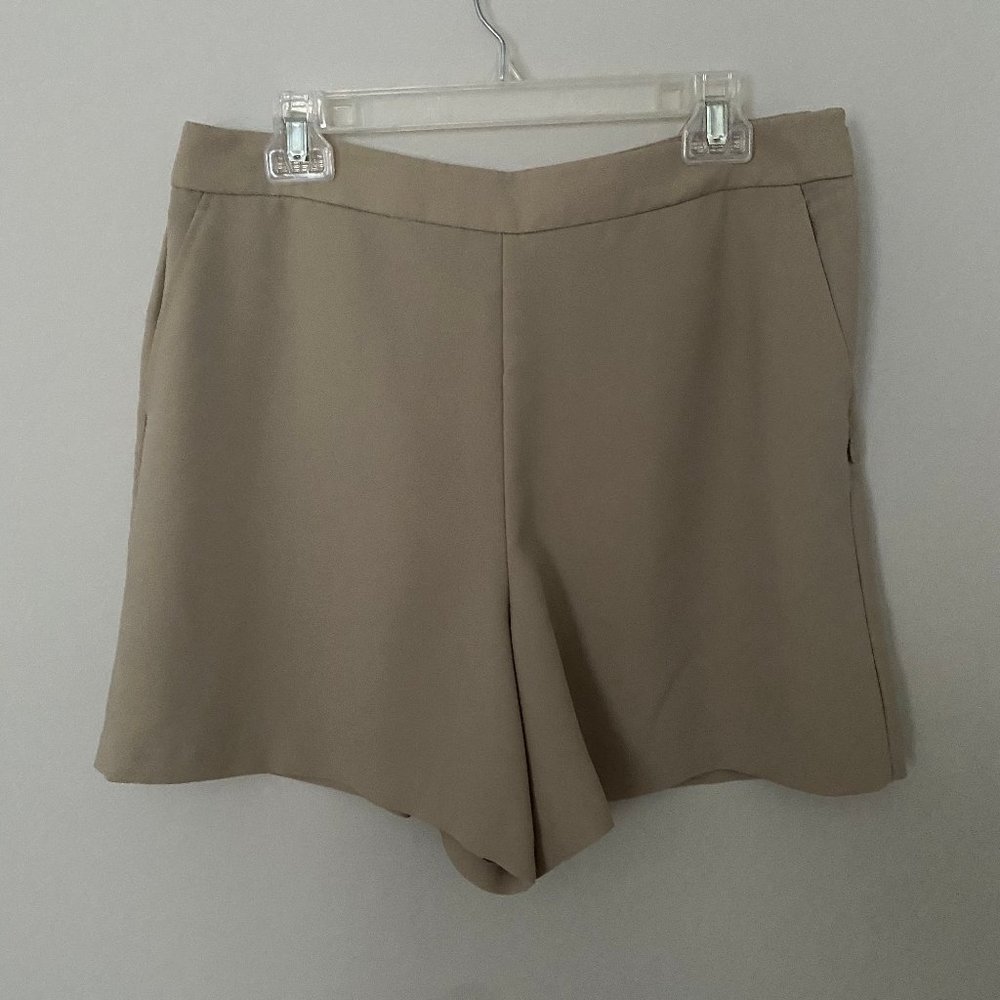 tan trouser shorts from Banana Republic